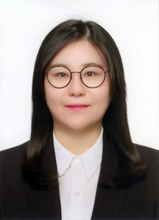 Su-Kyung Yoon Photo